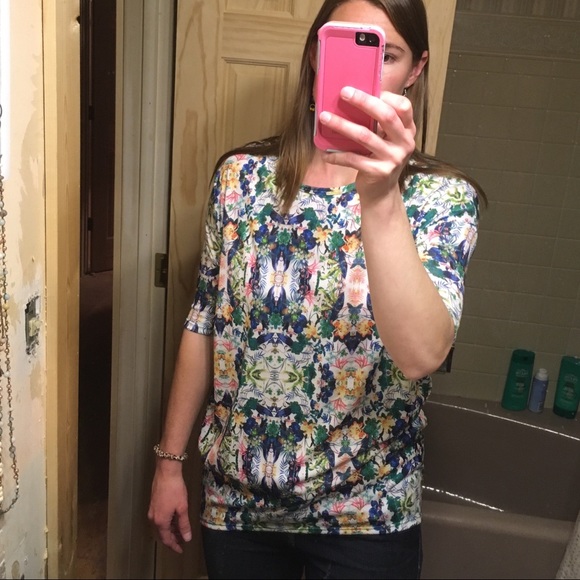 Spring Floral Tunic Top - Picture 3 of 7